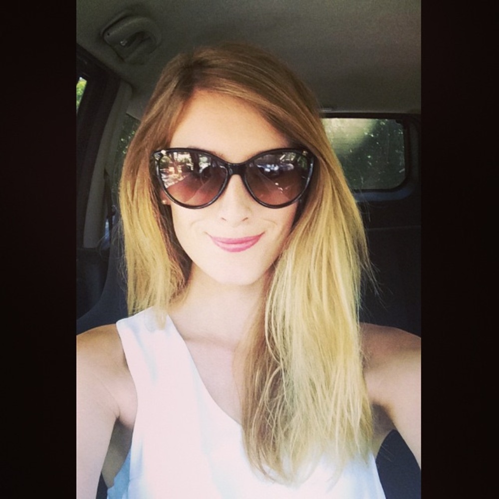 Meet your Posher, Alexandra